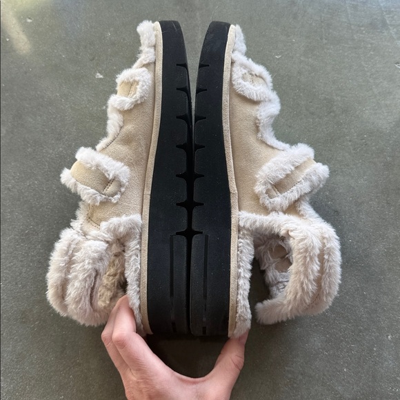 Stuart Whitman Zoe Lift Chill Suede Fur Sandals - Picture 9 of 11